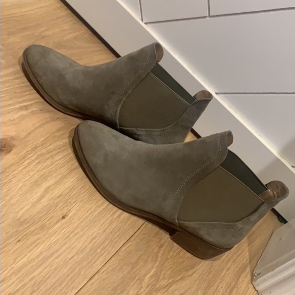 Splendid Booties - Picture 2 of 4